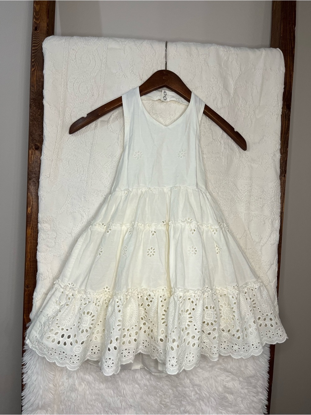 Jak & Peppar Girls White Eyelet Cotton Tiered Halter Dress Size 4T